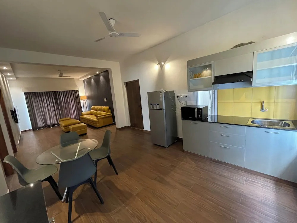 Eiffel Suites - Kammanahalli