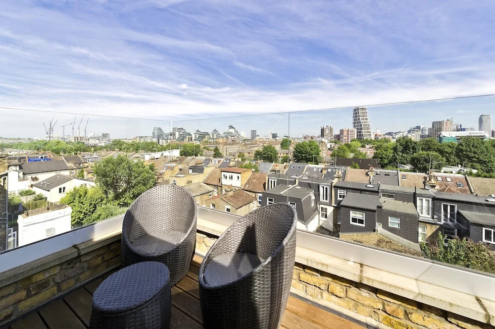 4-bed Flat With Amazing Balcony Views