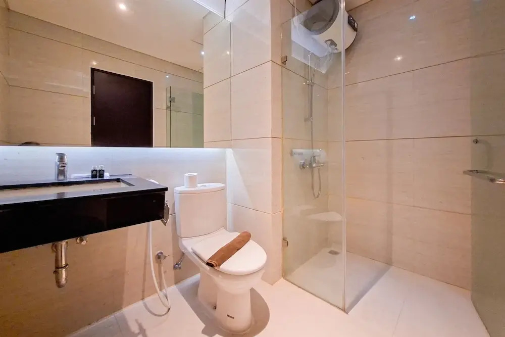 Well Designed 2Br At Brooklyn Alam Sutera Apartment