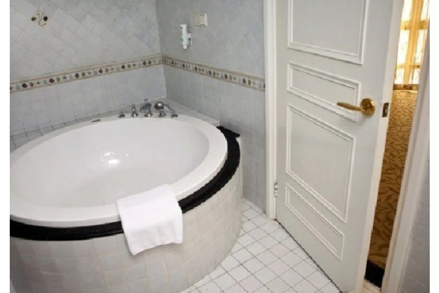 Nanjing Suning Universal Hotel