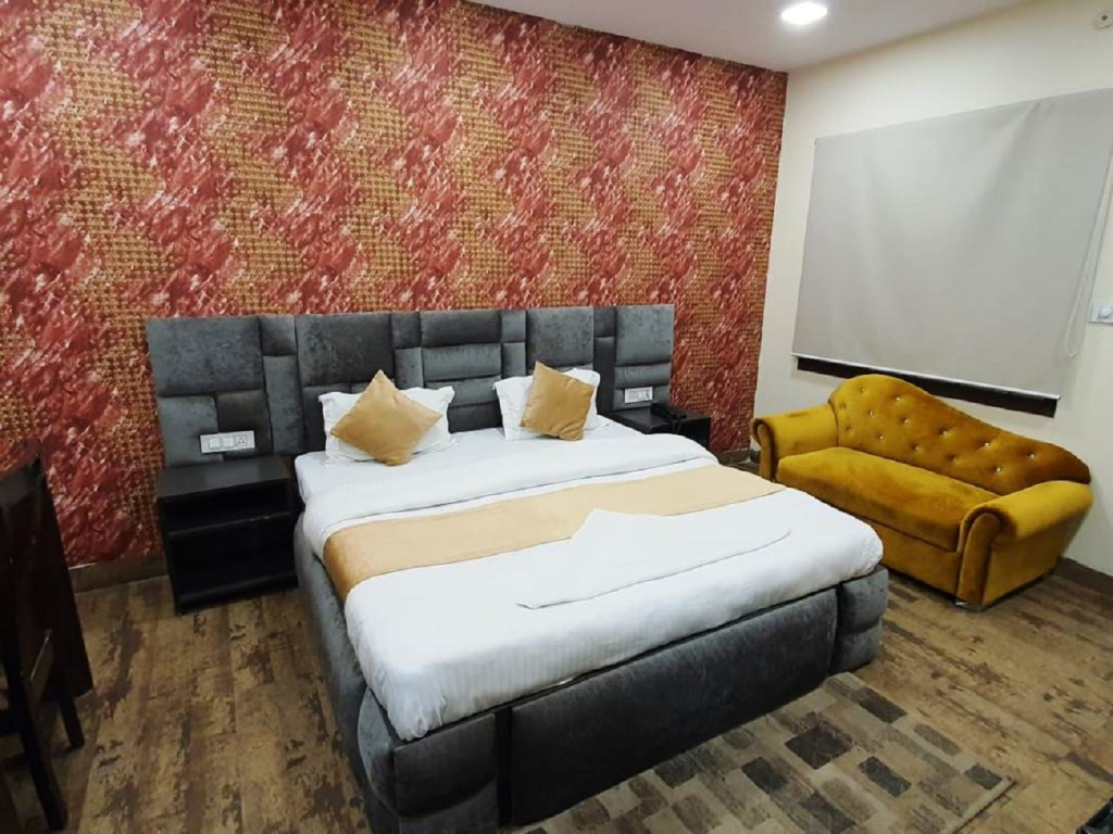 Hotel Mandakini Royale