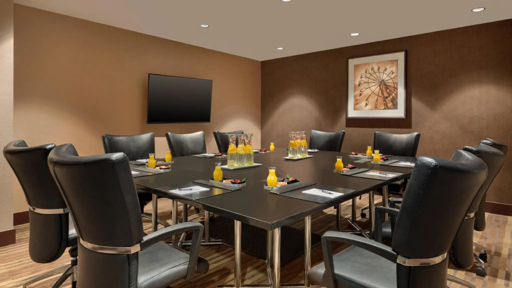 Twelve Downtown, Autograph Collection