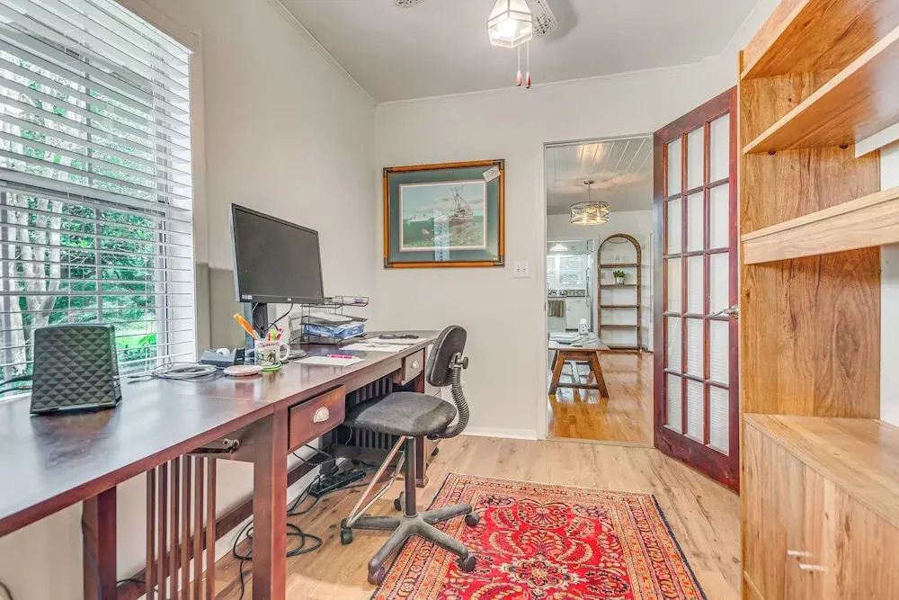 1 Mi to Beaches: Fairhope Home w/ Yard!