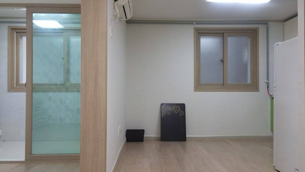 Jiin Hostel & Guesthouse