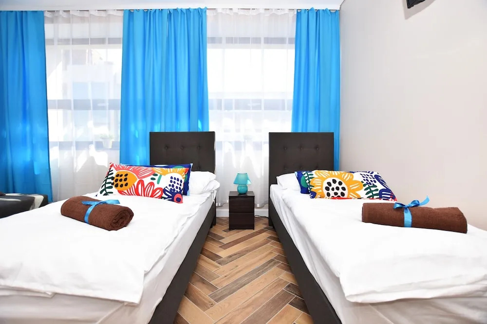 DUKES Apartments - Old Town