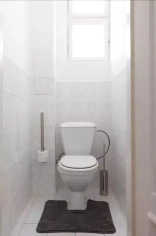 Chic And Spacious Buzulucka Apartment
