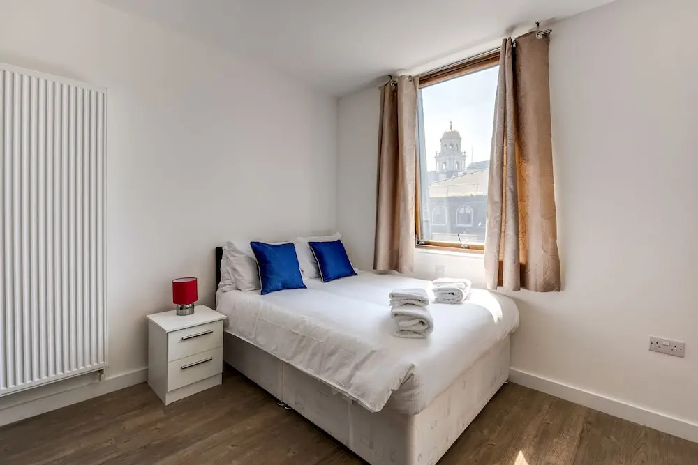 Stylish And Sleek Studio In Liverpool