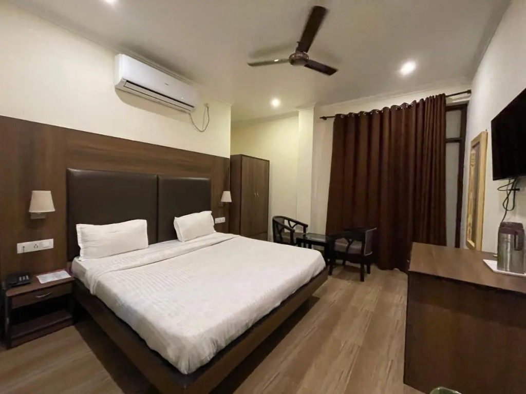 Tapasthali By Meera Hotels