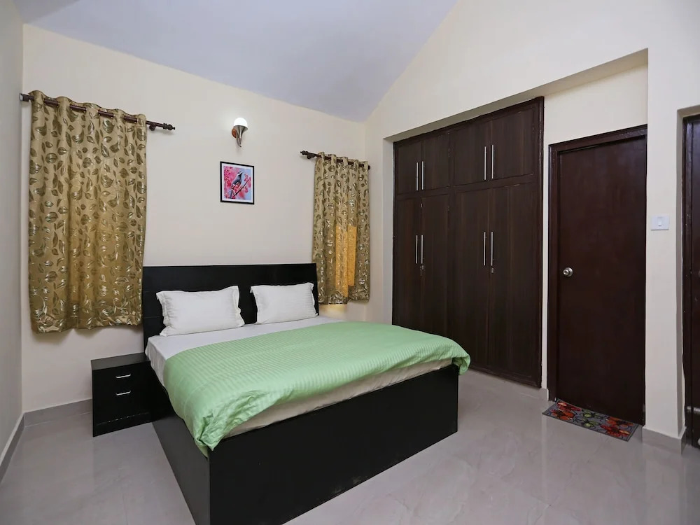 OYO 10816 Home 2BHK Winged Villa Sattal