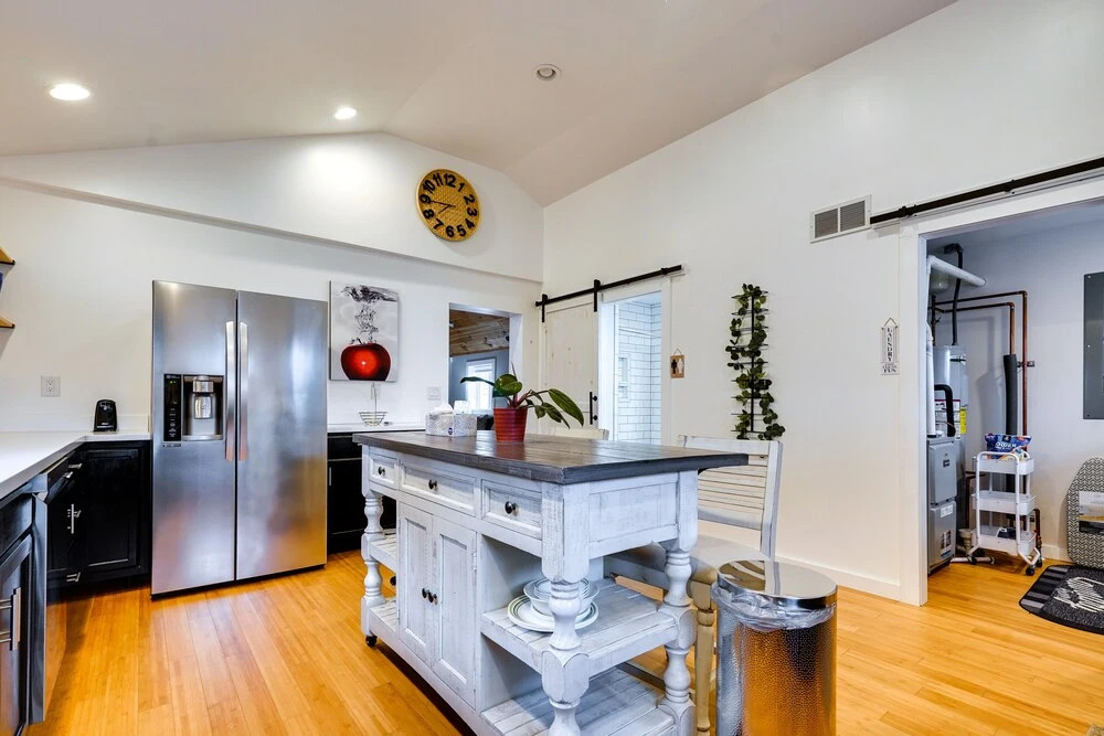 Cozy Ohio Home w/ Patio + Buckeye Lake Access!