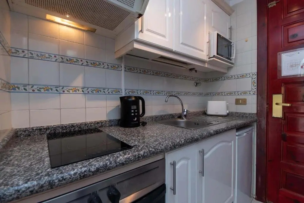 Parque Santiago IV 70 - Studio with sea and pool view