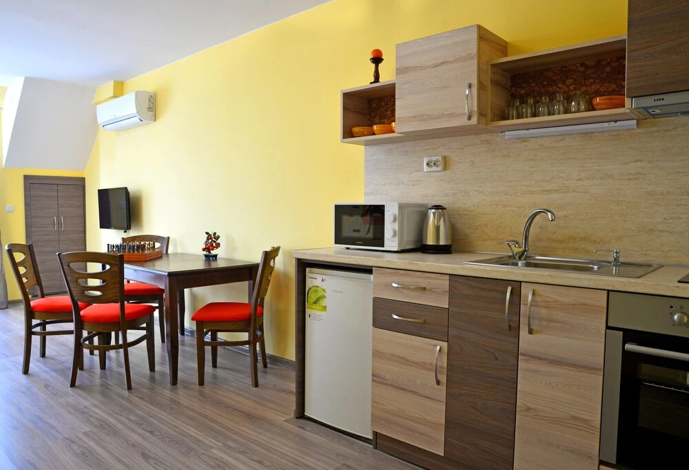 Visito Aparthouse