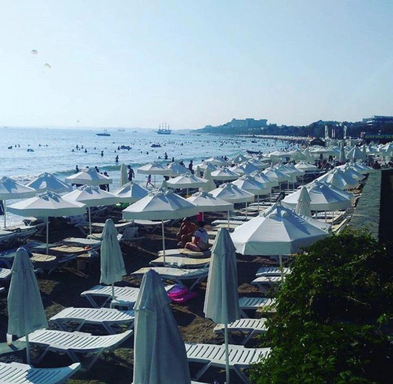 Kalia Beach Hotel Side