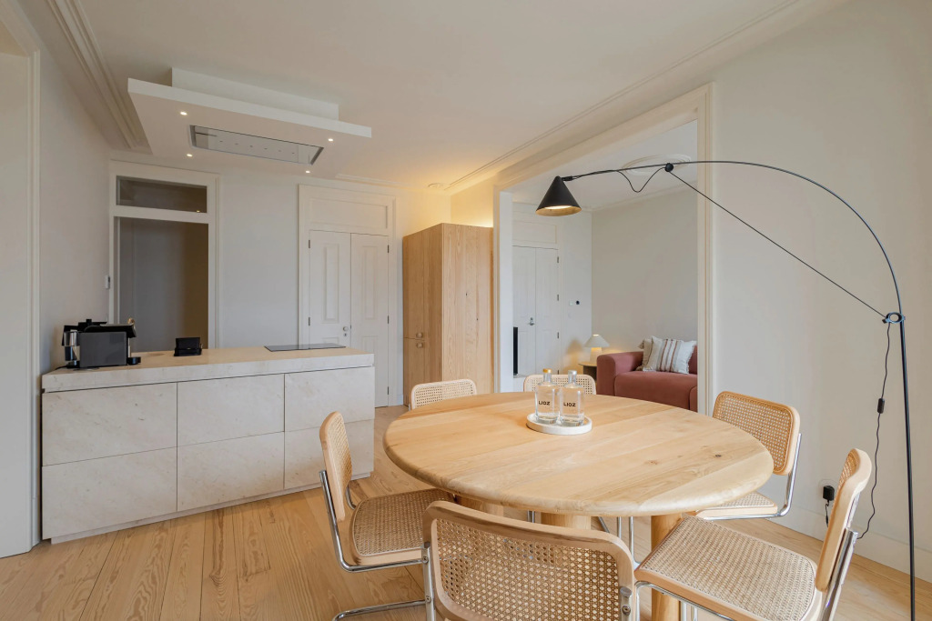 LIOZ Hotel & Apartments
