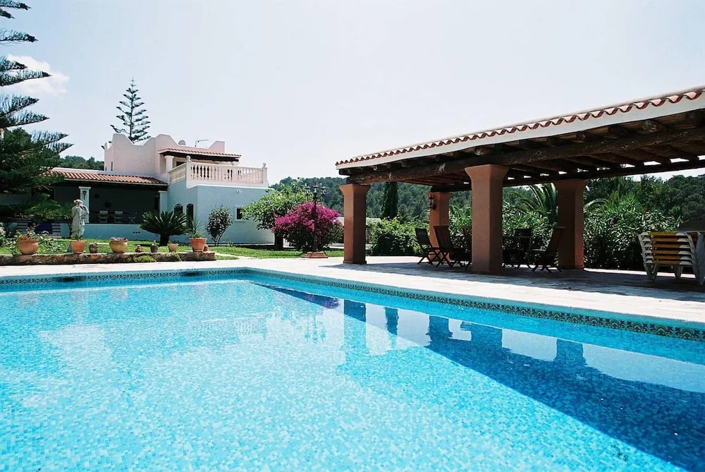 Villa with 4 Bedrooms in Santa Eulària Des Riu, with Private Pool, Furnished Terrace And Wifi