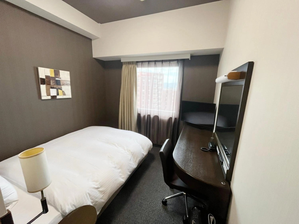 Hotel Route-Inn Fukui Ekimae