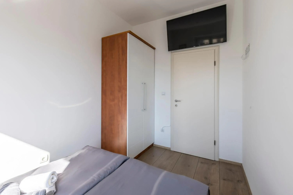 Ferula, 3 bedroom apartment near beach Bačvice