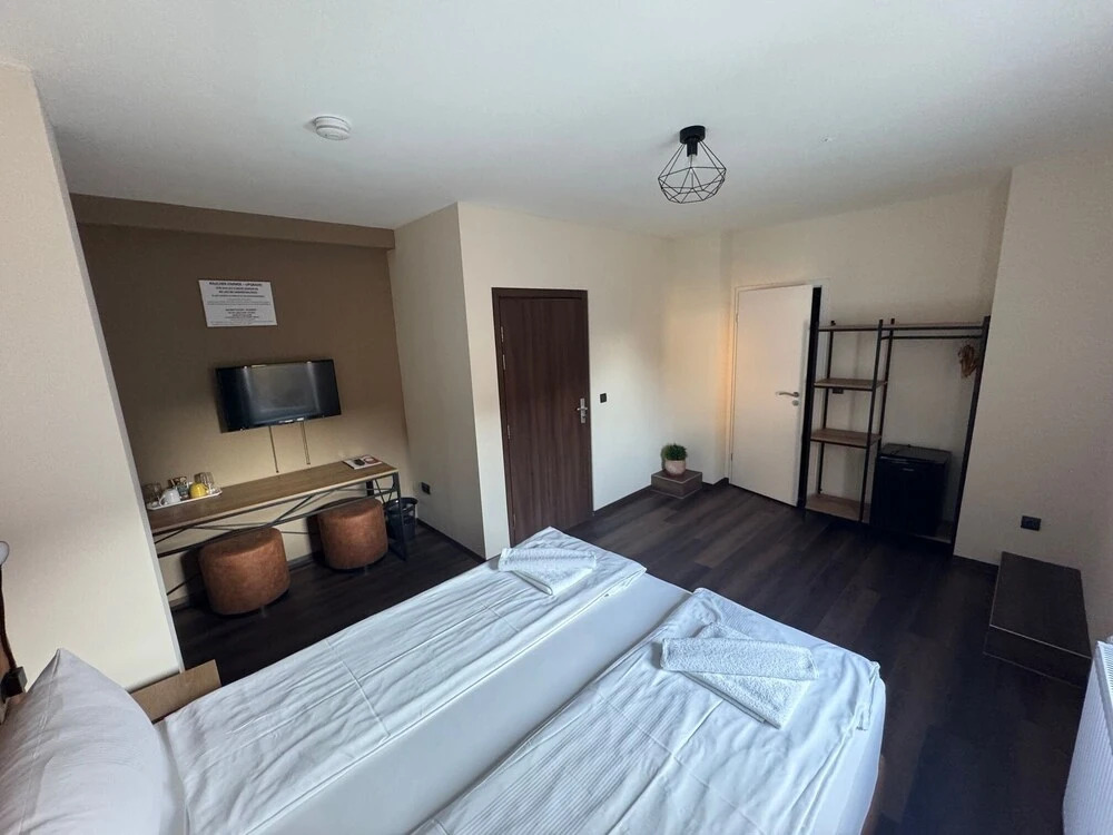 Hotel Capitol Zentrum - 24h