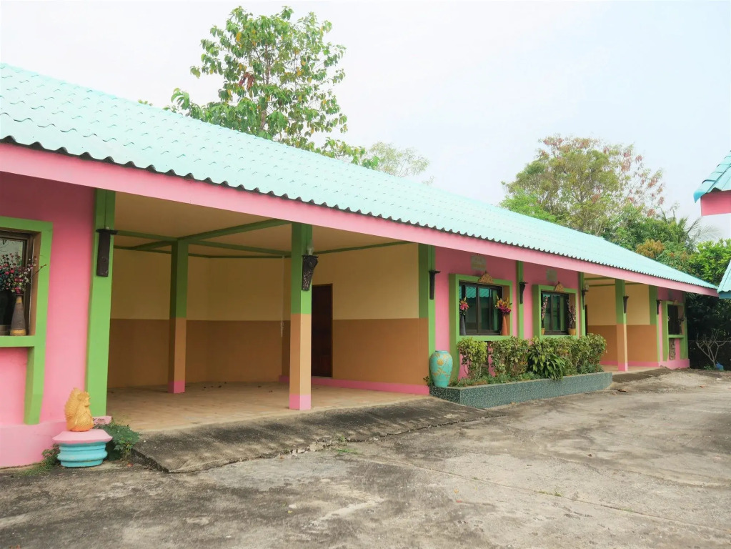 V.I.P Resort