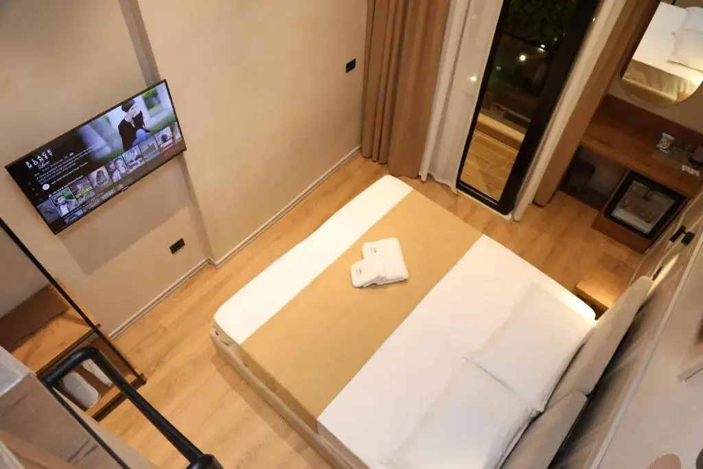 Z art Hotel