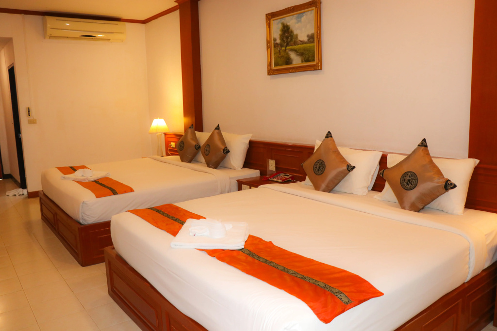 Andaman Seaside Resort Bangtao Beach