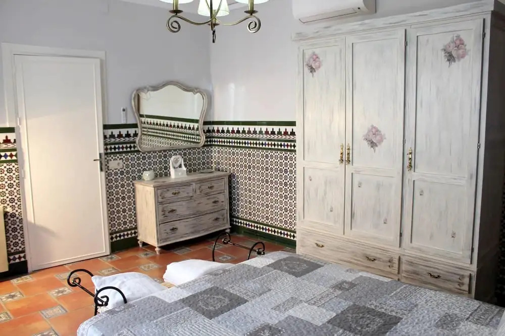 Charming House in Villanueva de los Infantes with Enclosed Garden