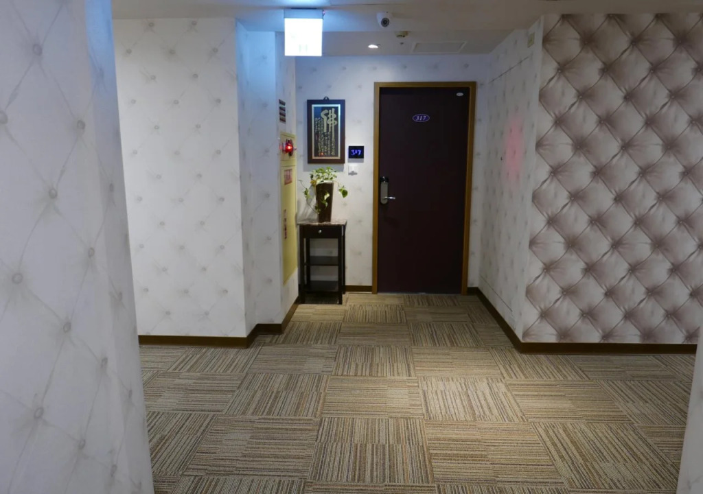 Ours Inn