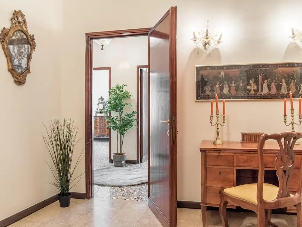 Zen Accommodations Grand Canal