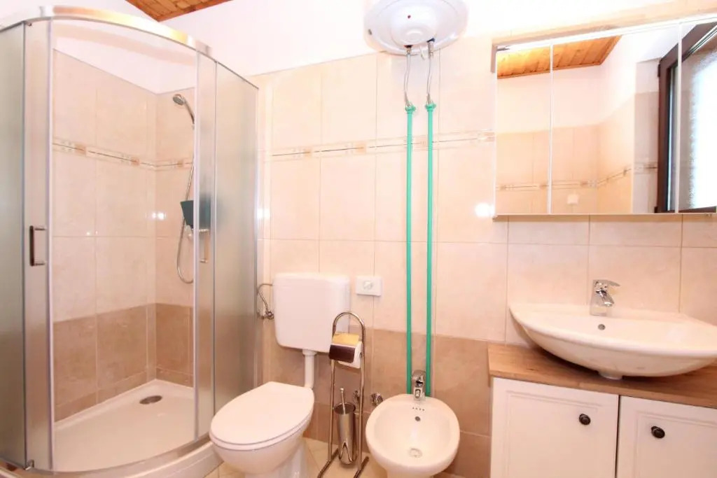 Apartment Dado