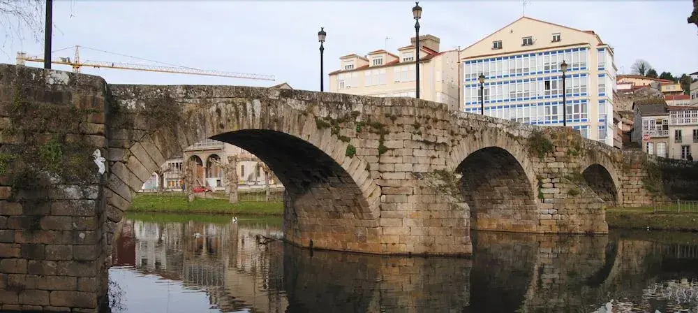 Hotel Puente Romano