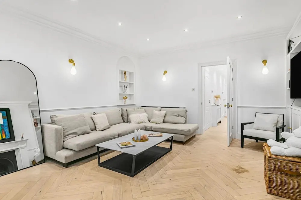 Knightsbridge 3-bed Next To Harrods With Patio