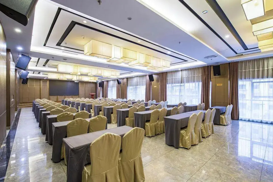 Mingren Hotel
