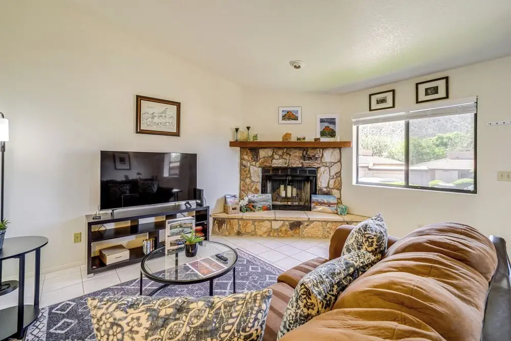 Sedona Condo on Golf Course w/ Pool Access!
