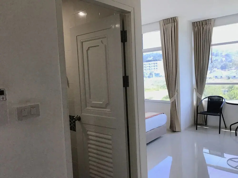 Naiyang Tour Room For Rent