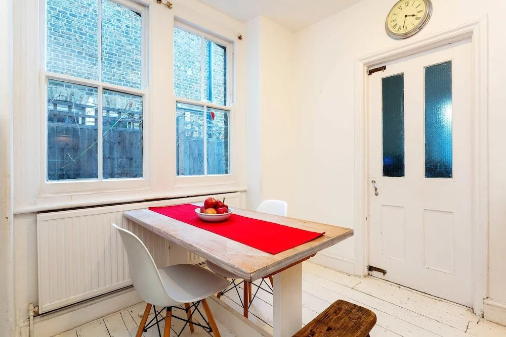 Archway Hideaway
