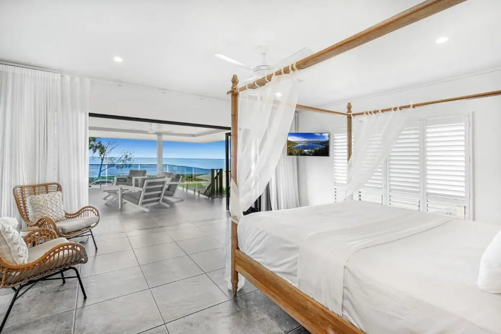Belle Escapes Beachfront Luxury Home 53 Arlington Clifton Beach