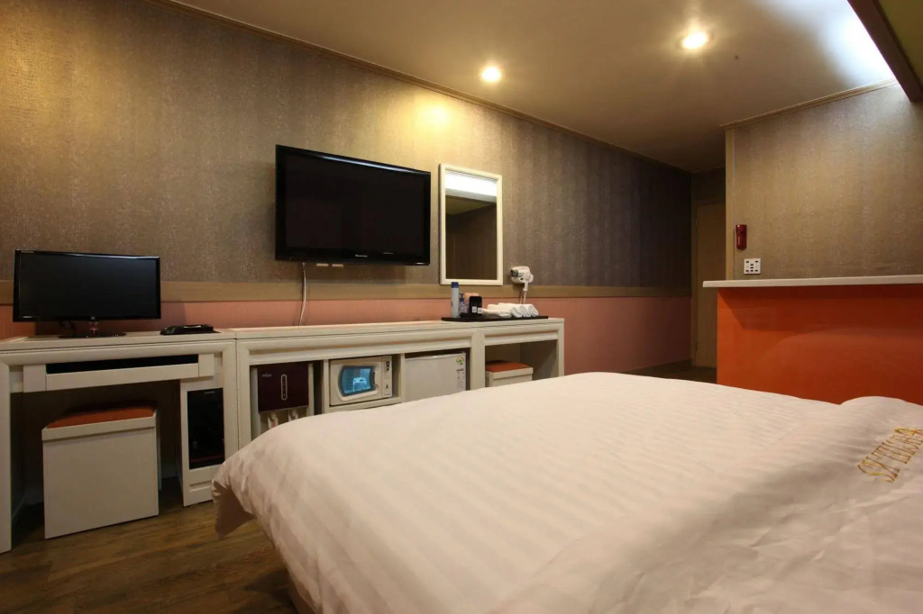 KS Hotel