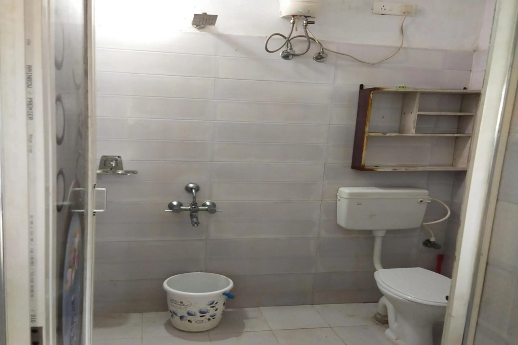 SPOT ON Senapati Inn Khandagiri