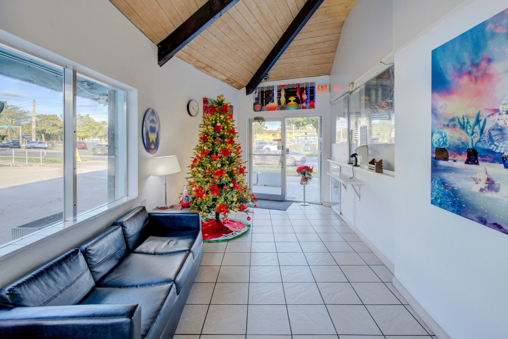 Leeward Motel By Capital O North Miami Beachside
