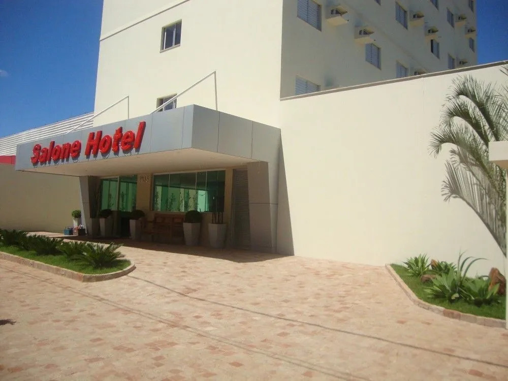 Salone Hotel