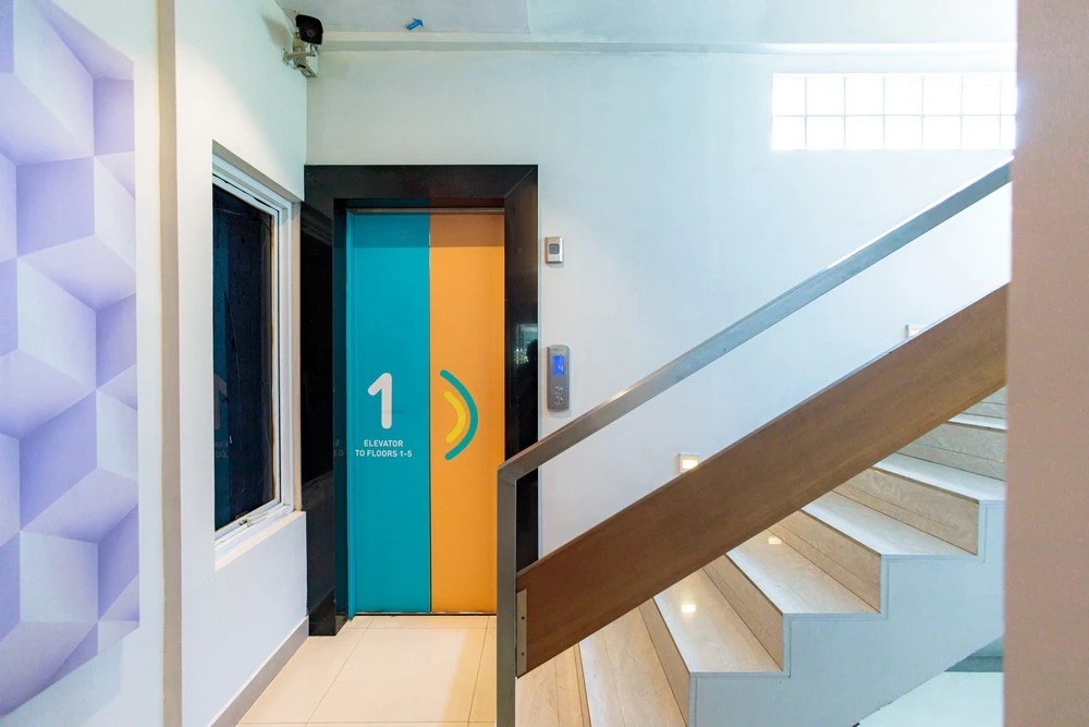 Sans Hotel Liv Ancol by RedDoorz
