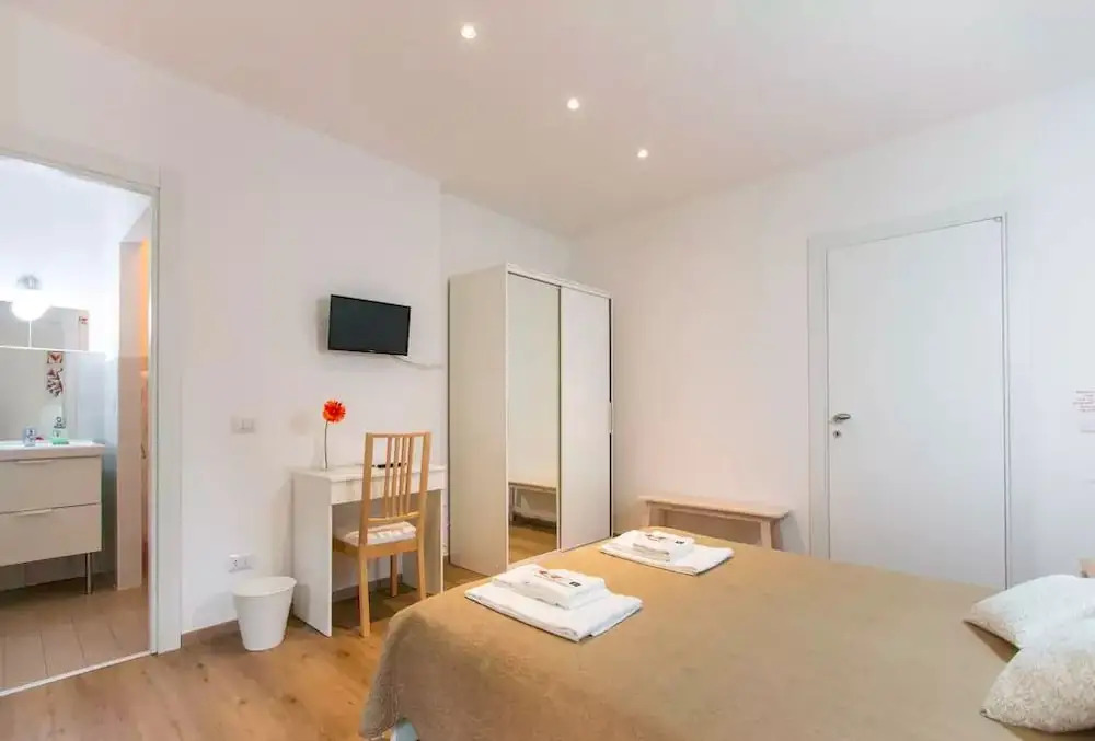 Sapri & Colombo Rooms and Apartments