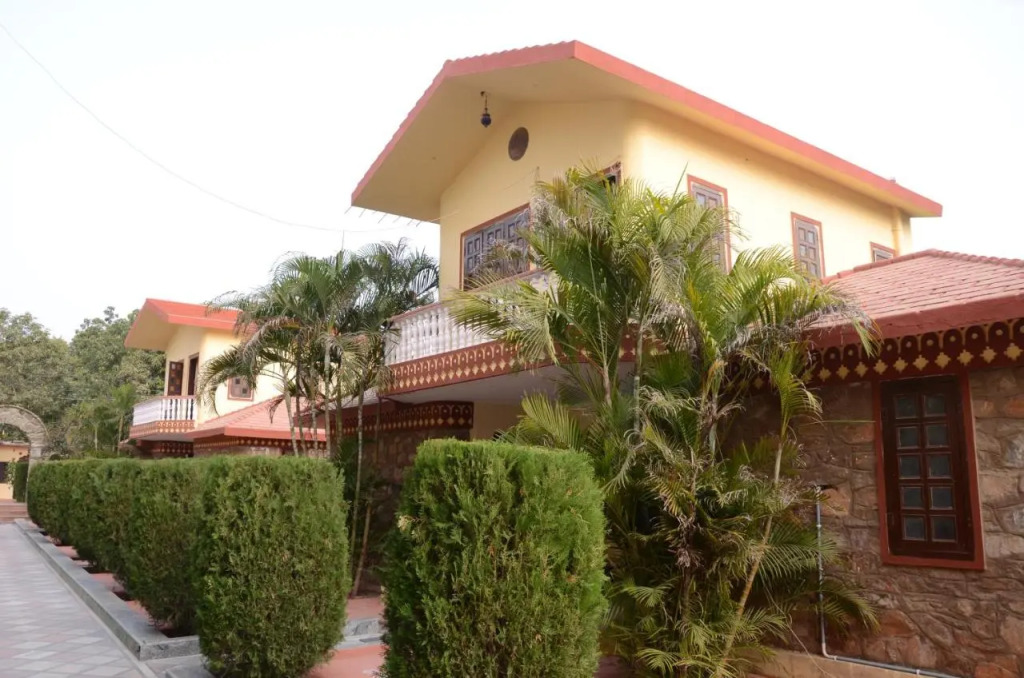 Sajjan Bagh Resort