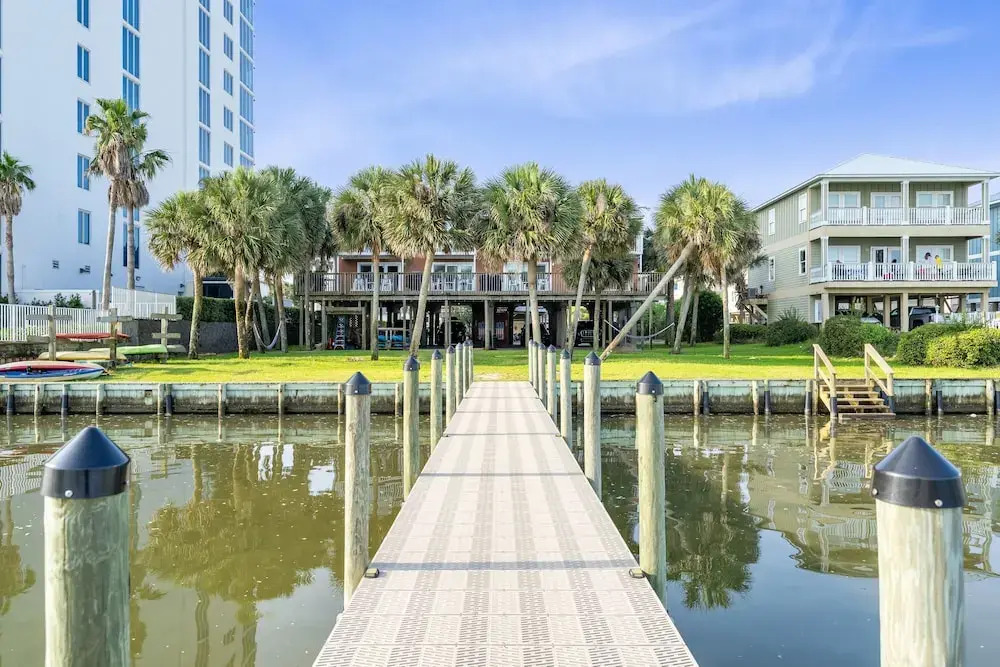 Laguna Bella B4 by Youngs Suncoast