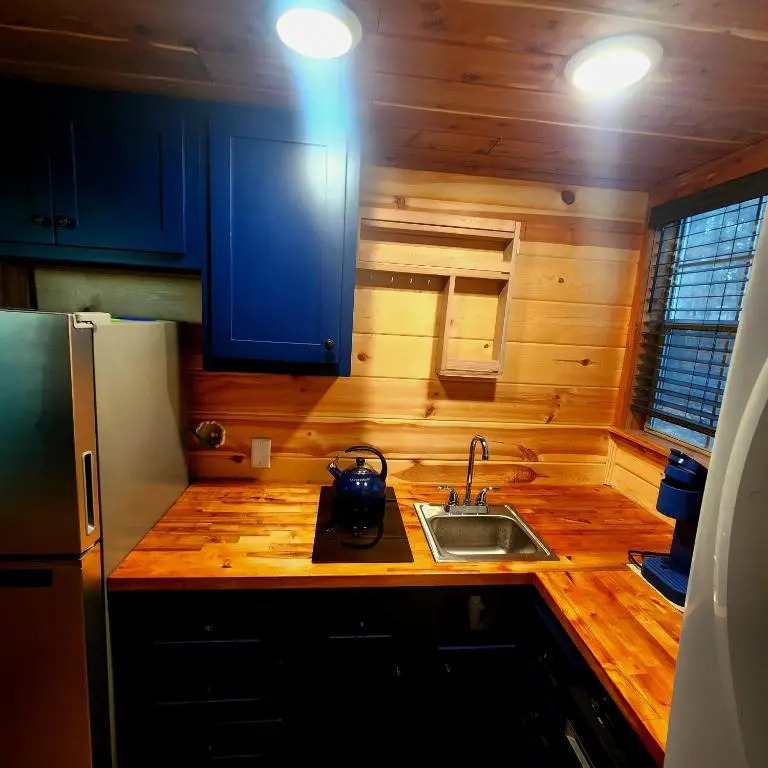 Windstorm Cabin