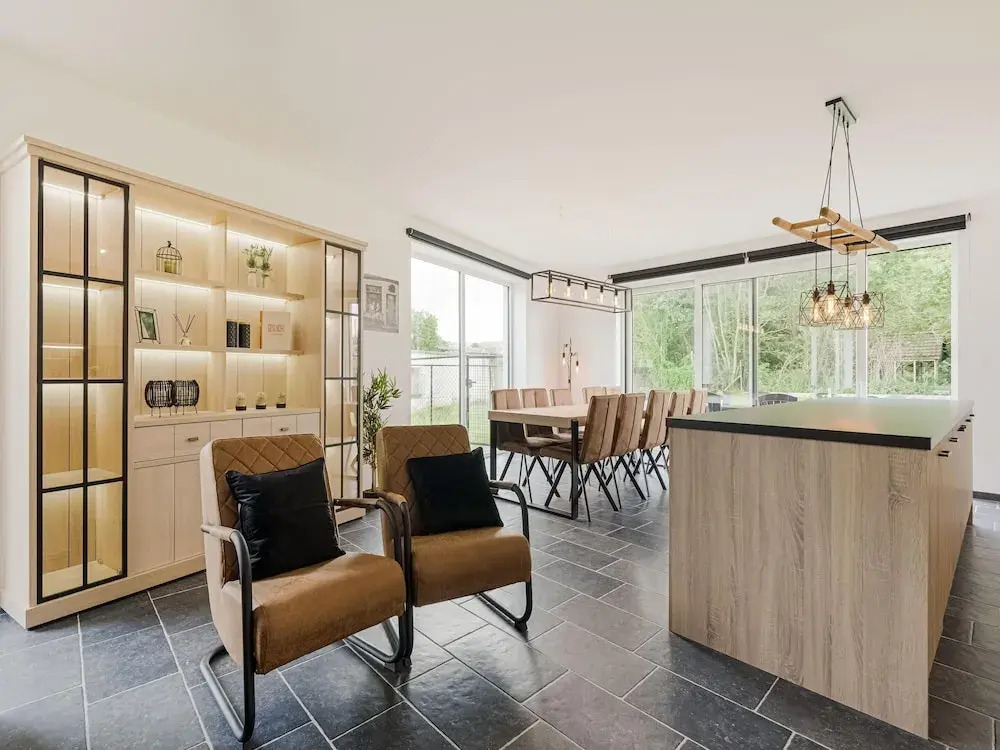Modern holiday home in Ronse with garden