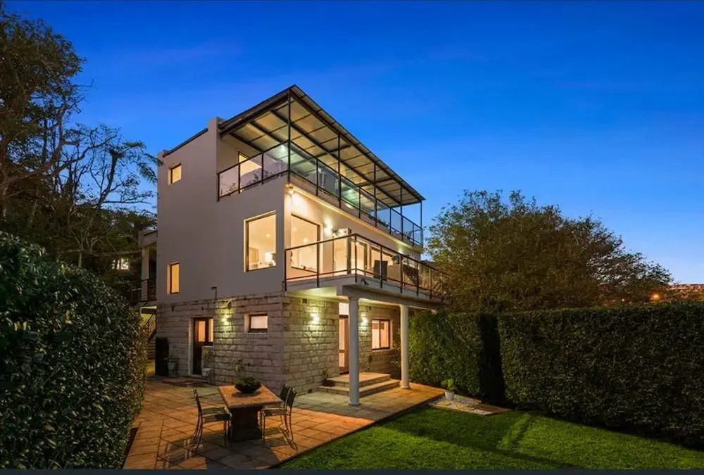 Metawise Luxe 6 Bed Ocean View Family Home in Seaforth
