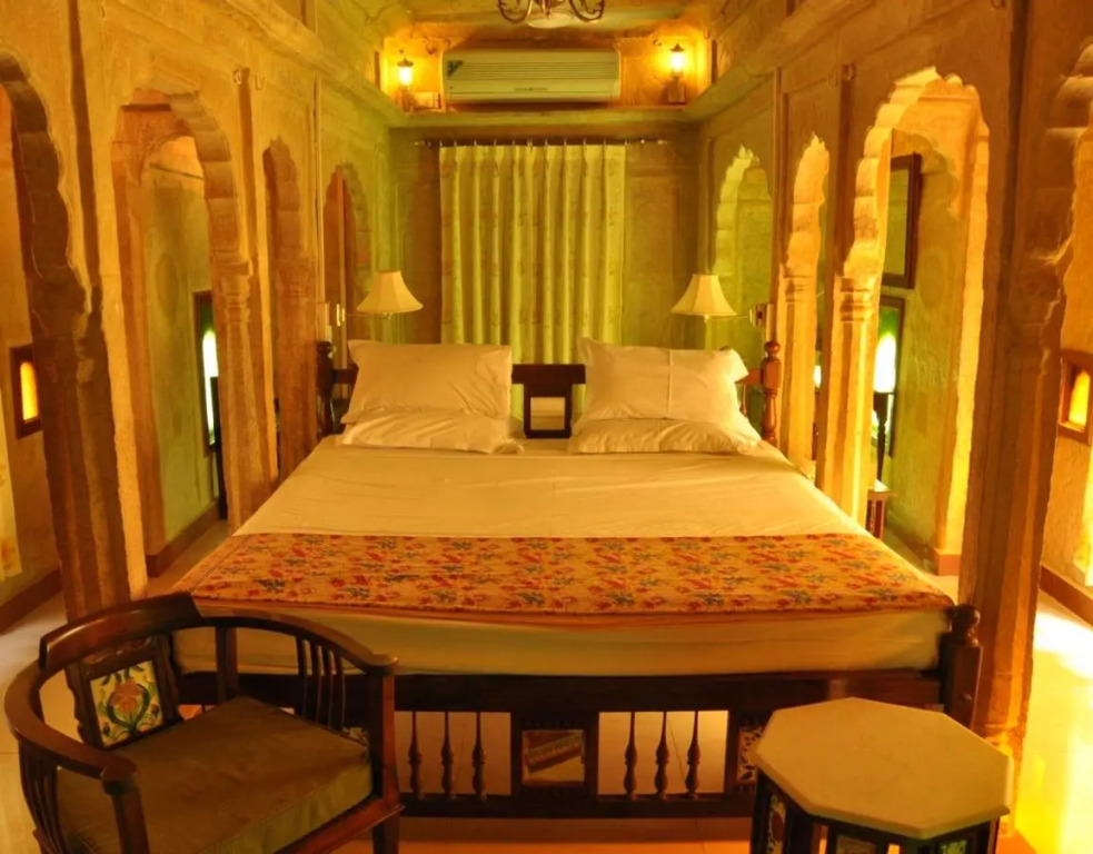 WelcomHeritage Mandir Palace