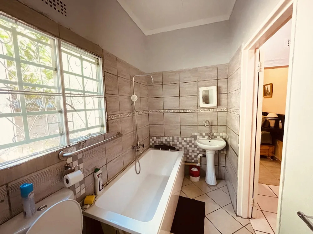 Abrama Bed And Breakfast