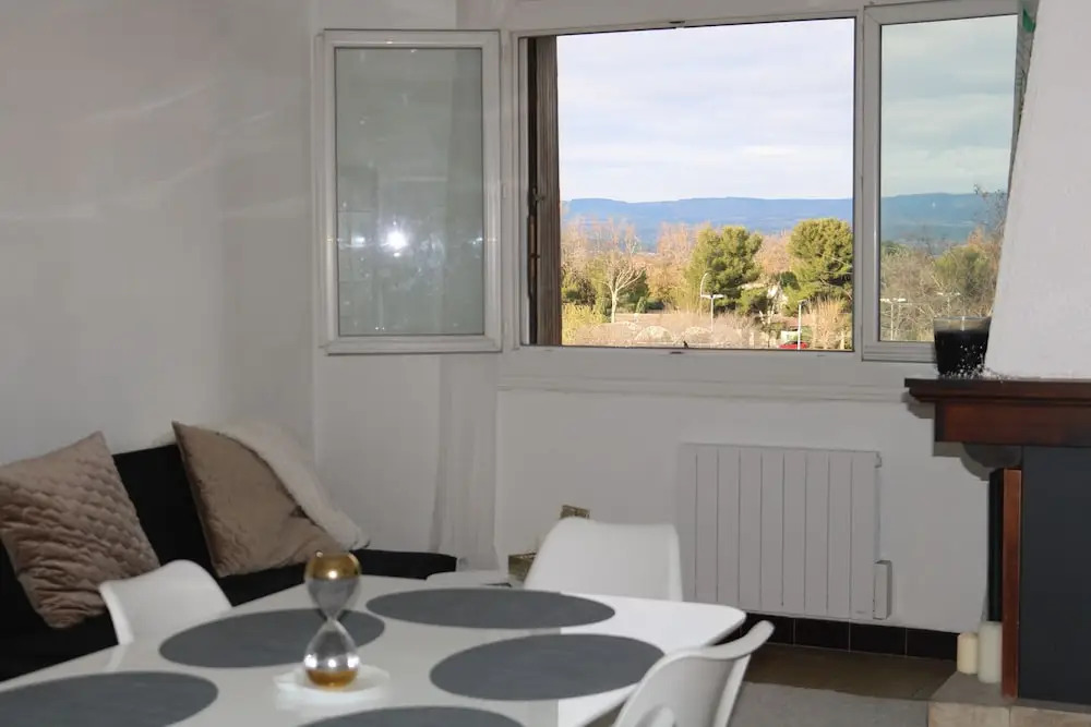 Bel Appartement avec Parking Gratuit